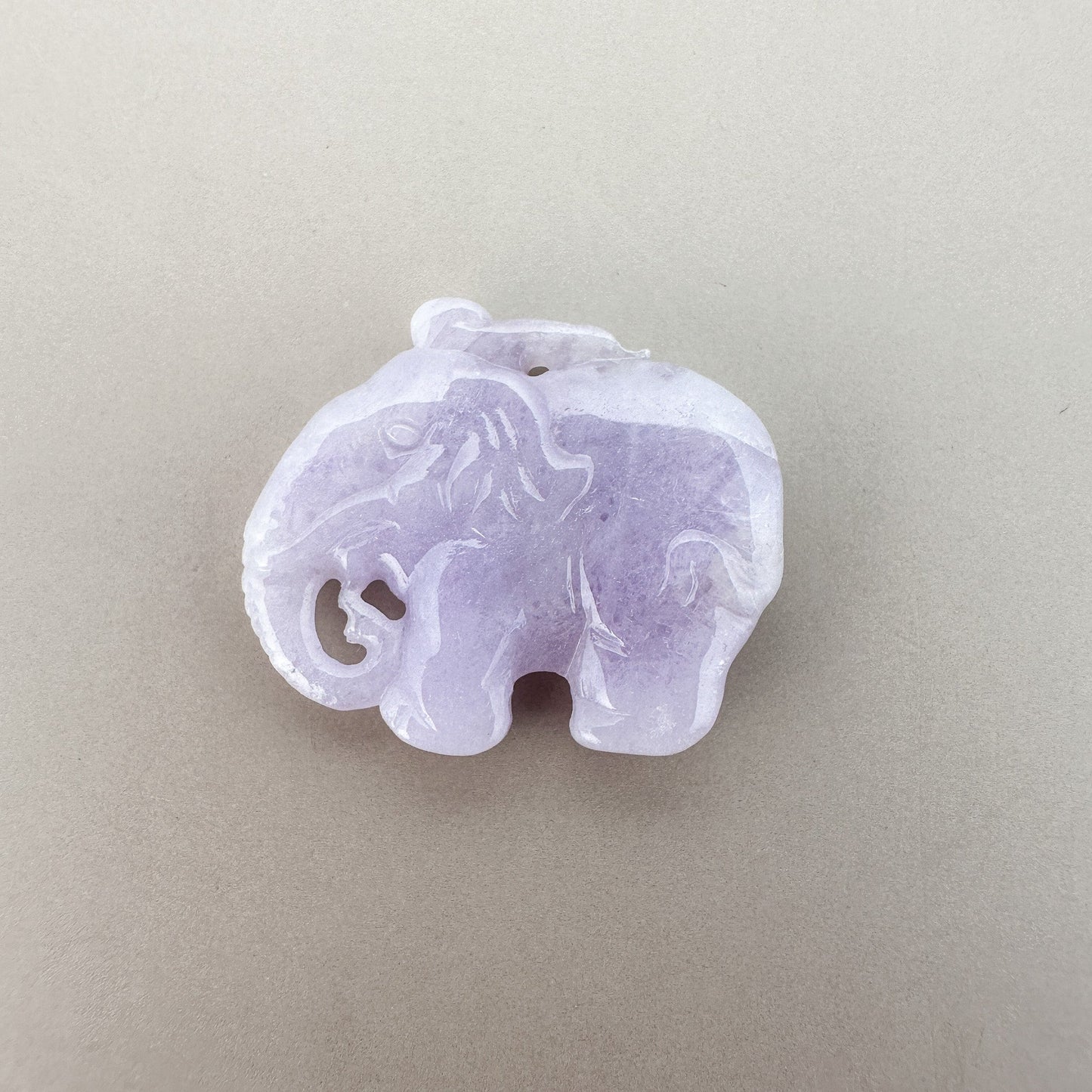 Lavender Jade Elephant 18x23mm Carved Pendant - 1 (P2938)-The Bead Gallery Honolulu