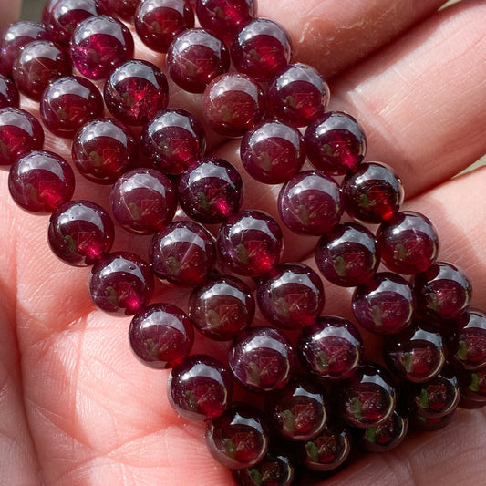 January's Birthstone: The Rainbow of Garnets