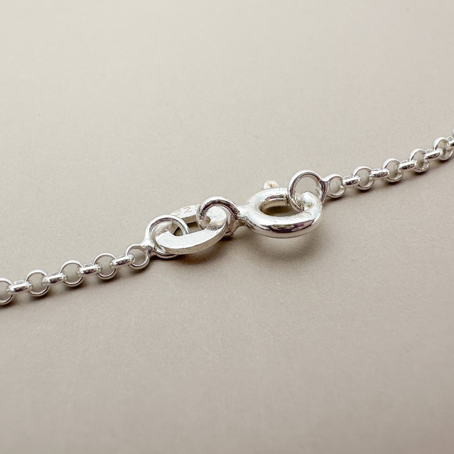 18" Rolo Chain 1.5mm Finished Chain  (Sterling Silver) - 1 pc. (M261)