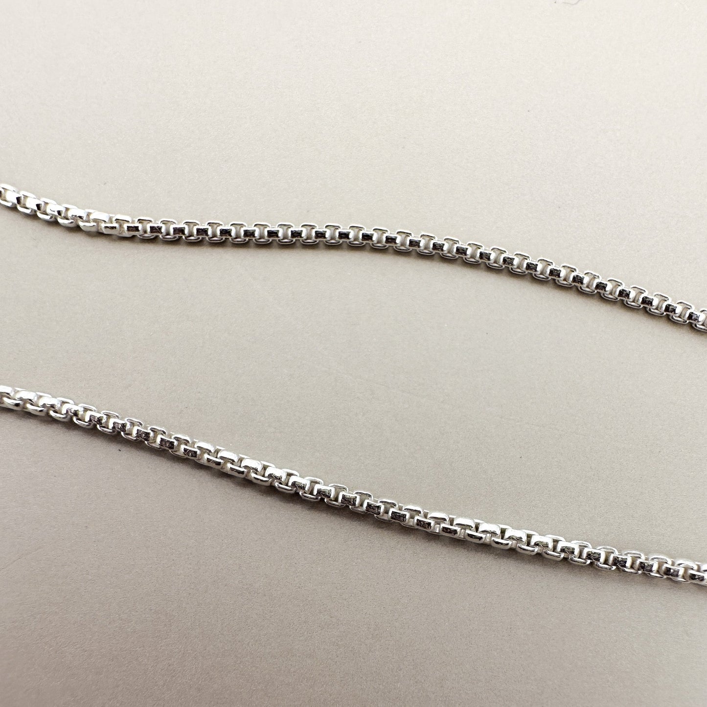18" Round Box Chain 1mm Finished Chain (Sterling Silver) - 1 pc. (M933)-The Bead Gallery Honolulu