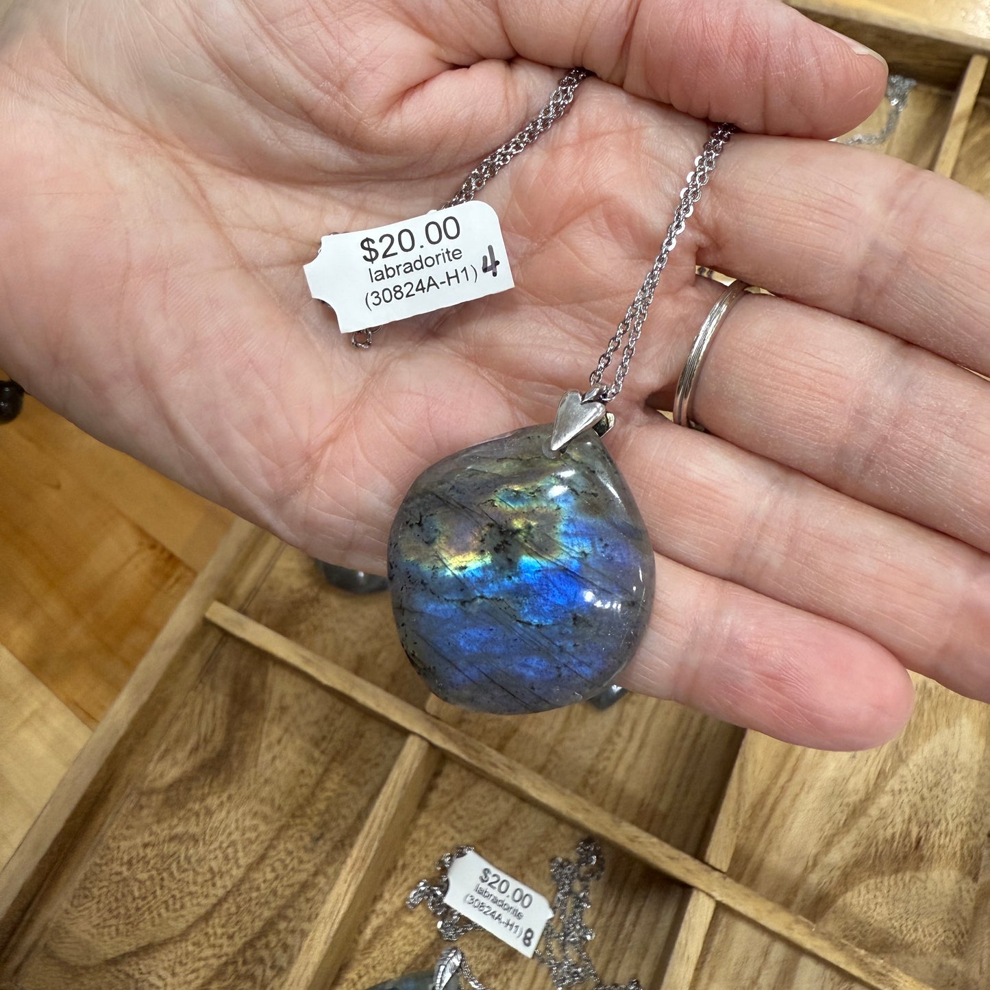 Labradorite Necklace featured on Social Media (30824A)-The Bead Gallery Honolulu