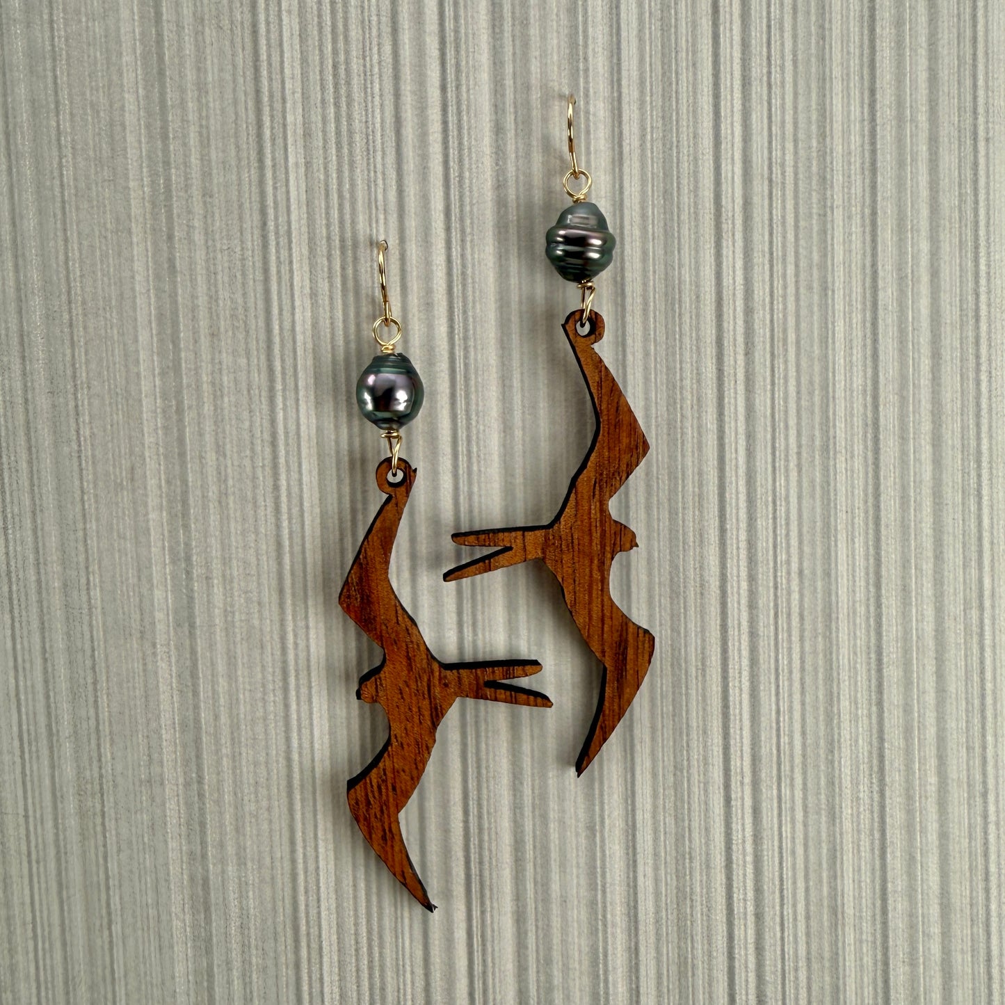 Tahitian Pearls Finished Earrings - 1 pair (J356)