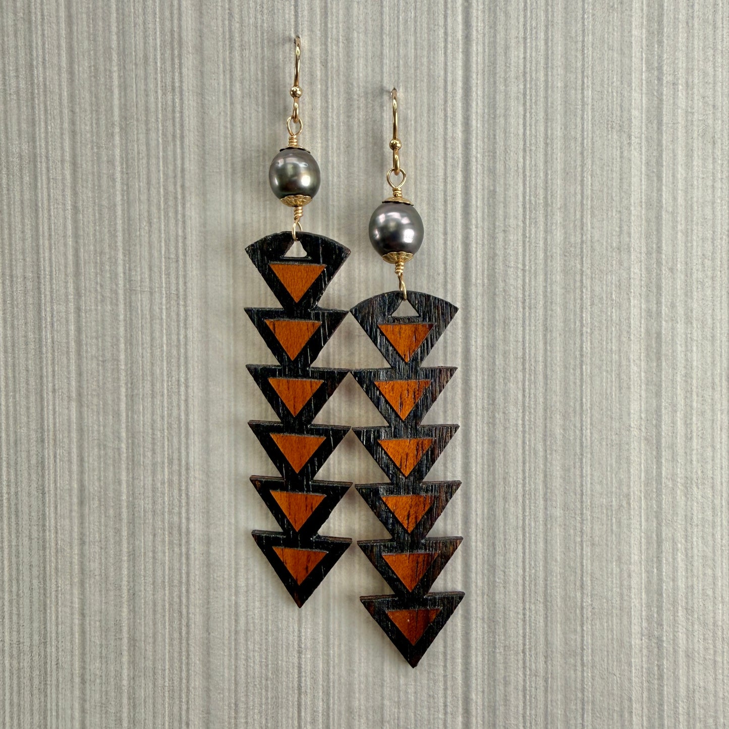 Tahitian Pearls Finished Earrings - 1 pair (J356)