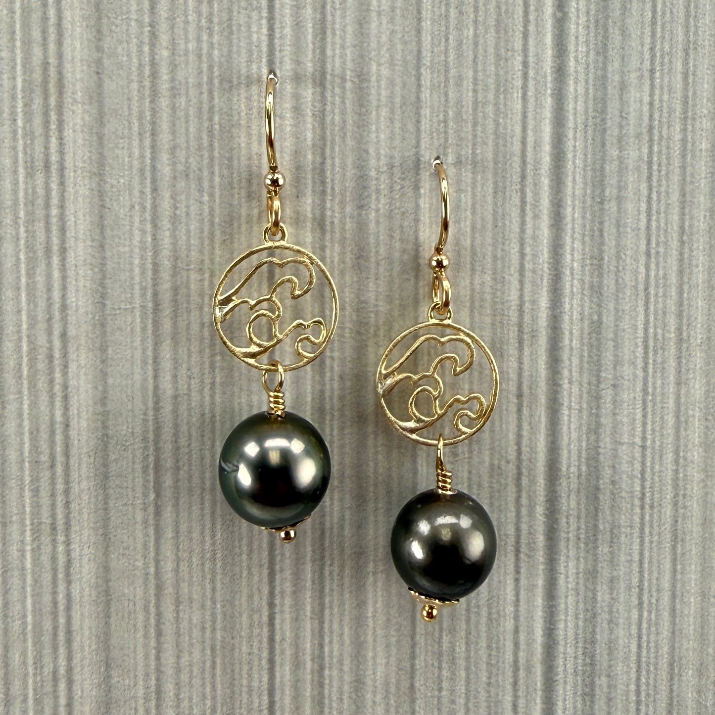 Tahitian Pearls Finished Earrings - 1 pair (J356)