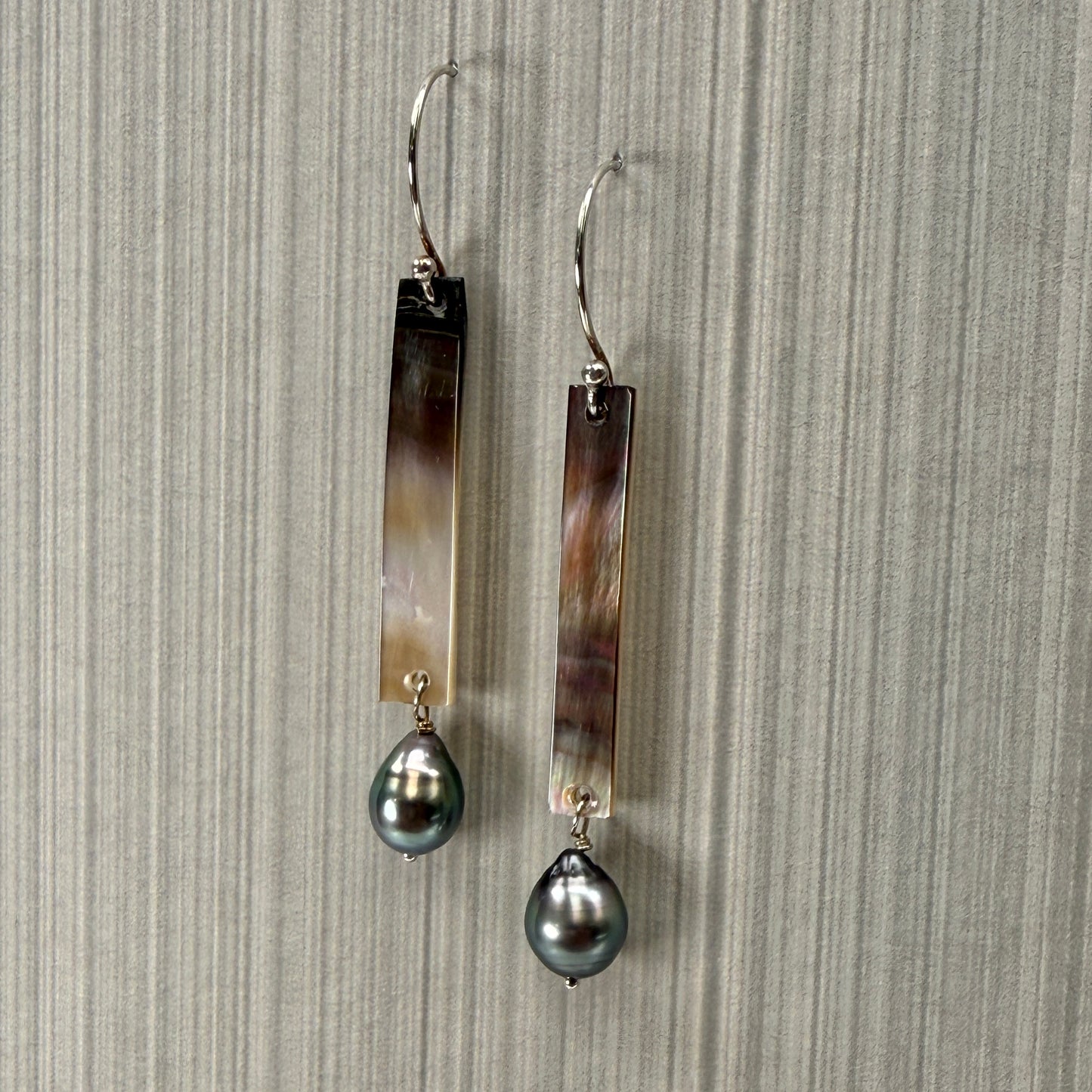 Tahitian Pearls Finished Earrings - 1 pair (J356)