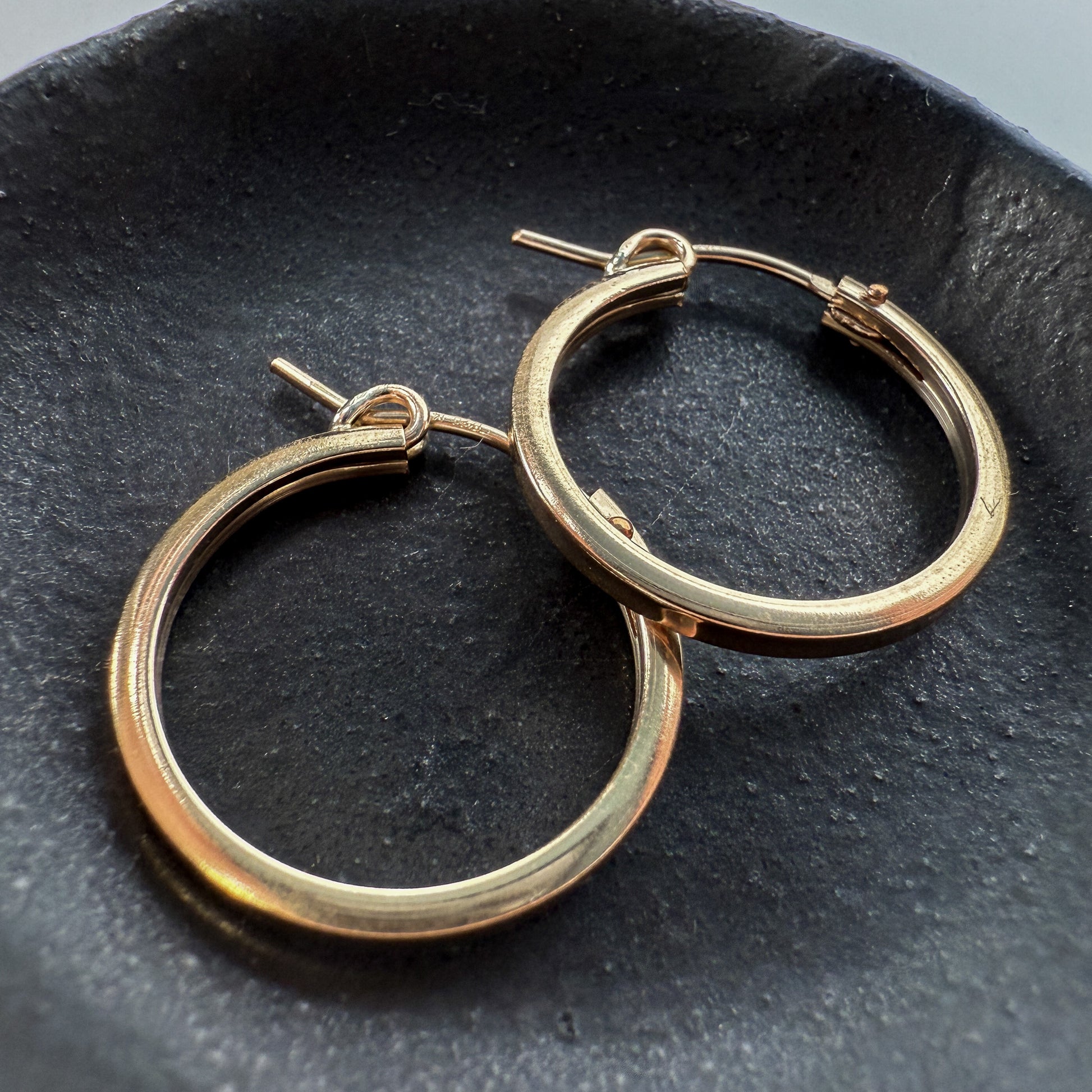 20mm Square Tube Eurowire Hoop - Gold-Filled (1pair/G671)-The Bead Gallery Honolulu