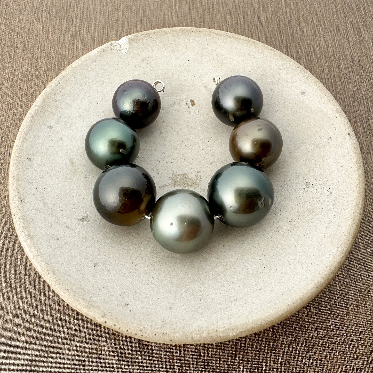 Tahitian Pearl Mixed Shape Medium Luster - 7 pcs. (P3260)