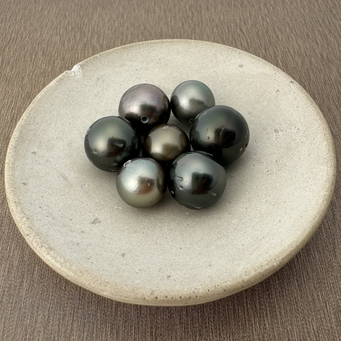 Tahitian Pearl Mixed Shape Medium Luster - 7 pcs. (P3260)