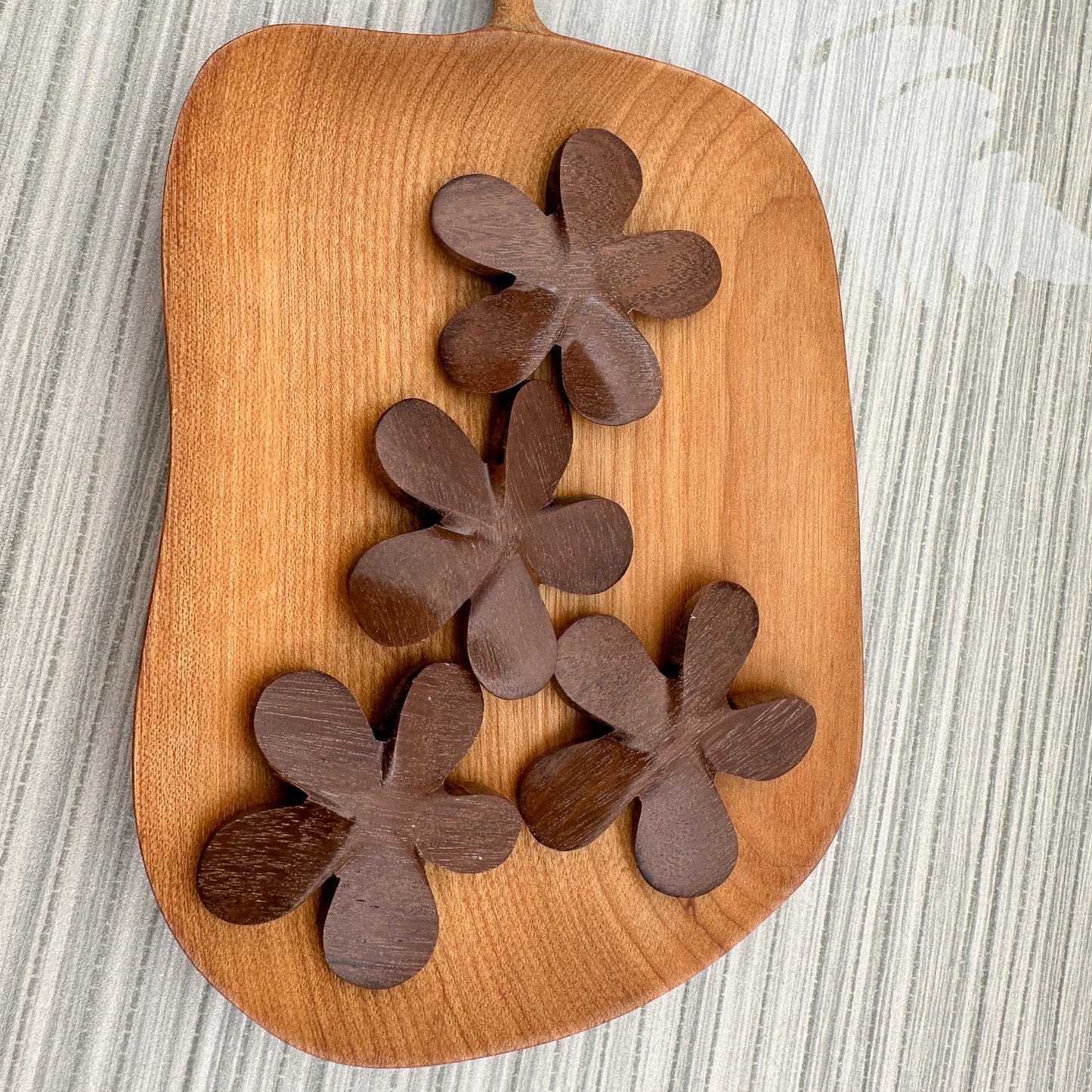 Daisy Flower 42mm Carved Long-Drilled Wooden Bead (1 pc/P3238)-The Bead Gallery Honolulu