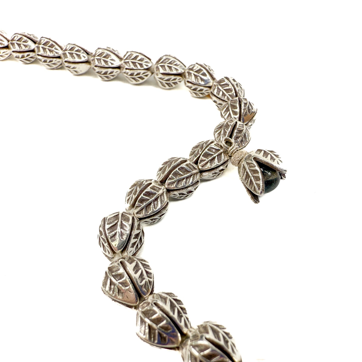 Five Petal 7mm Cut Leaf Pod (Thai) Sterling Silver Bead (1 pc/M2081)-The Bead Gallery Honolulu