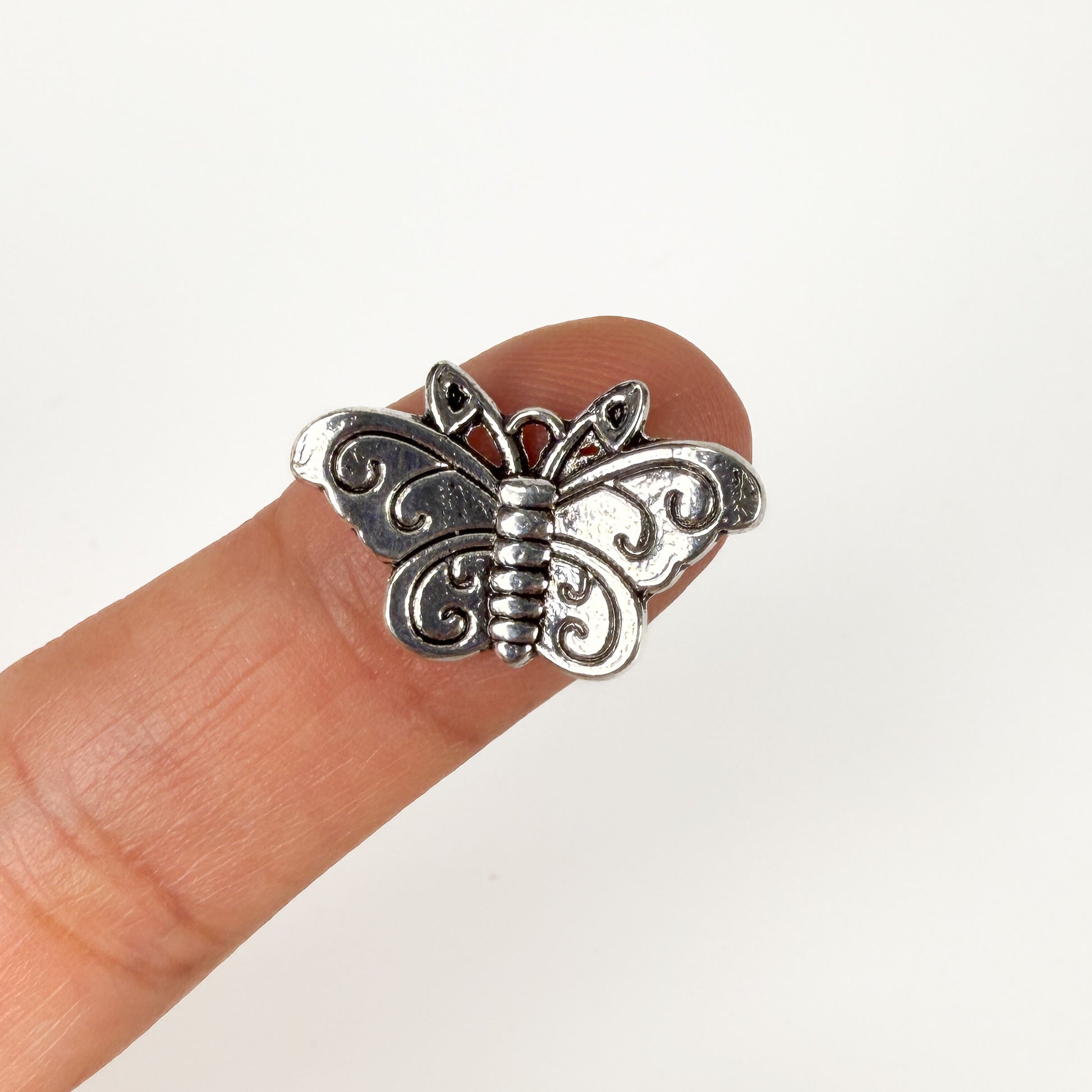 Butterfly 23mm Antique Plated Silver Charm (1 pc/M2089)-The Bead Gallery Honolulu