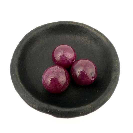 Star Ruby 13.5mm Smooth Round Bead (1 pc/P3188)-The Bead Gallery Honolulu