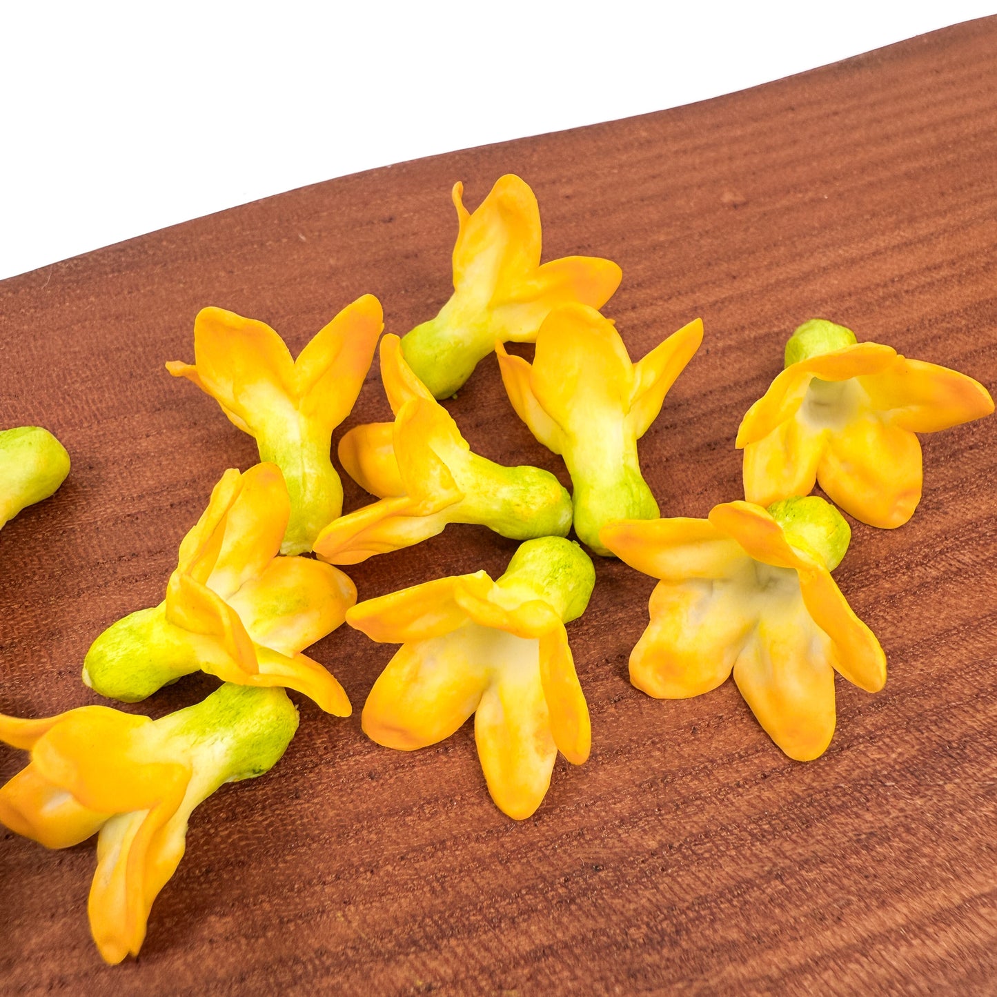 Large Hawaiian Lei Flower Clay Bead (1 pc / P3446)