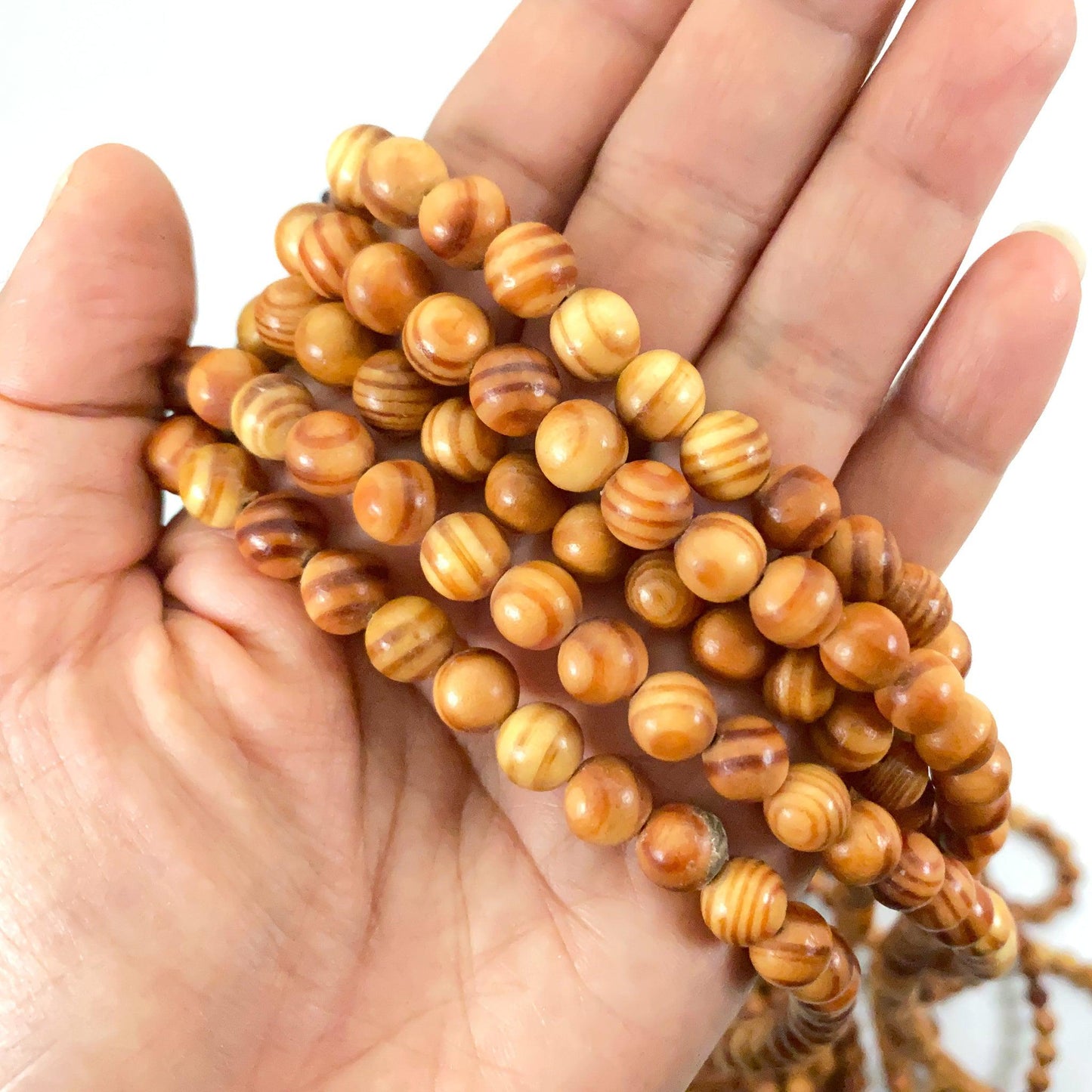 Cedar Wood Strand - 8mm Mala