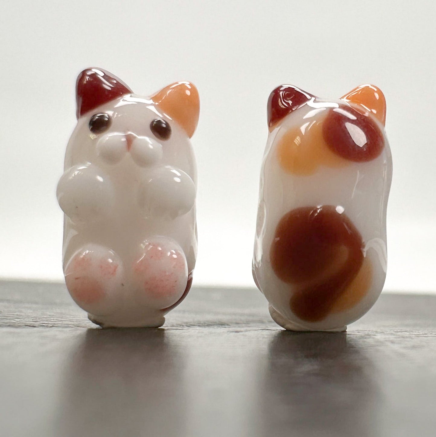 Chibi Beads - Laying Calico Cat-The Bead Gallery Honolulu