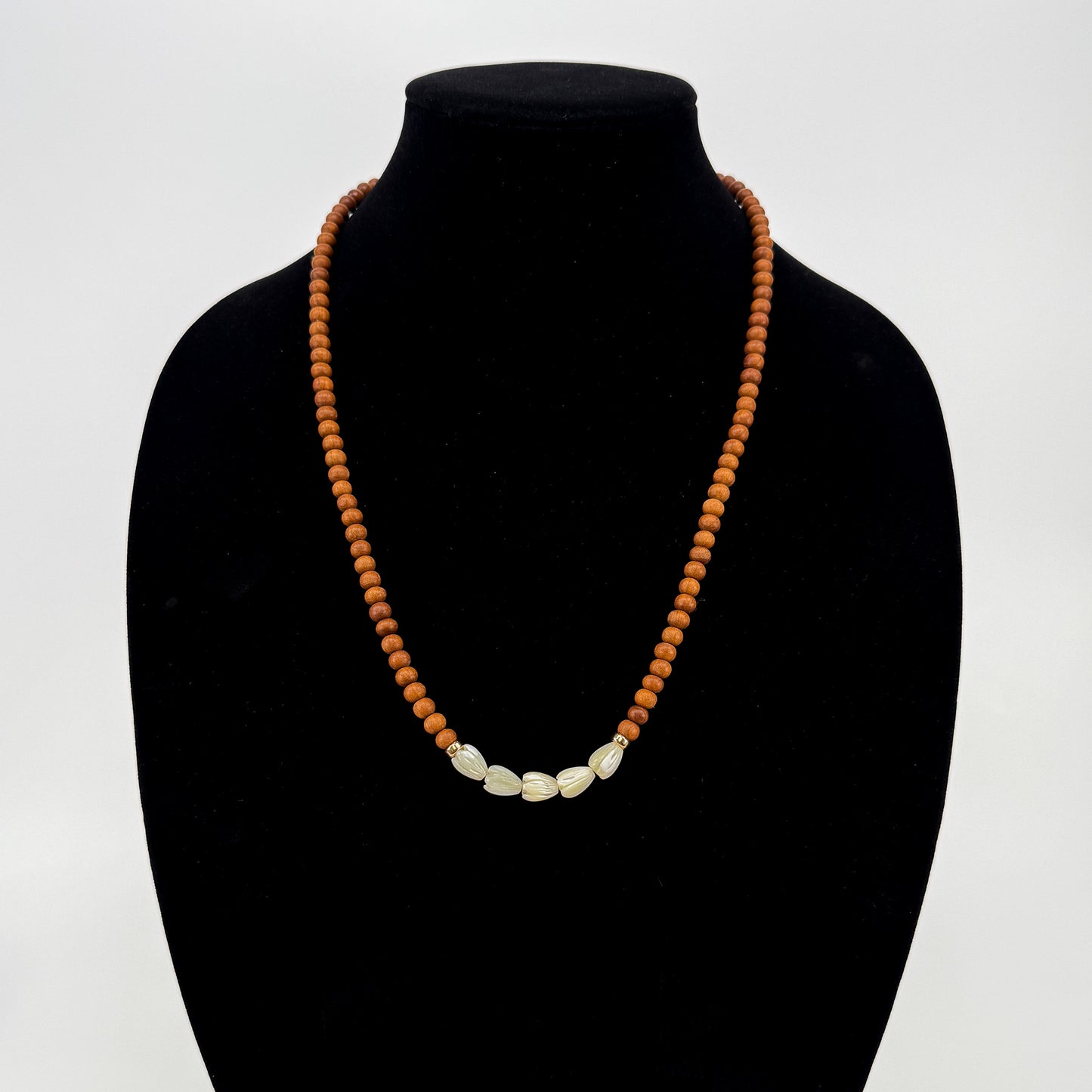 Ho'onani Pikake & Sandalwood Necklace Kit (5 Pua/KT640)-The Bead Gallery Honolulu