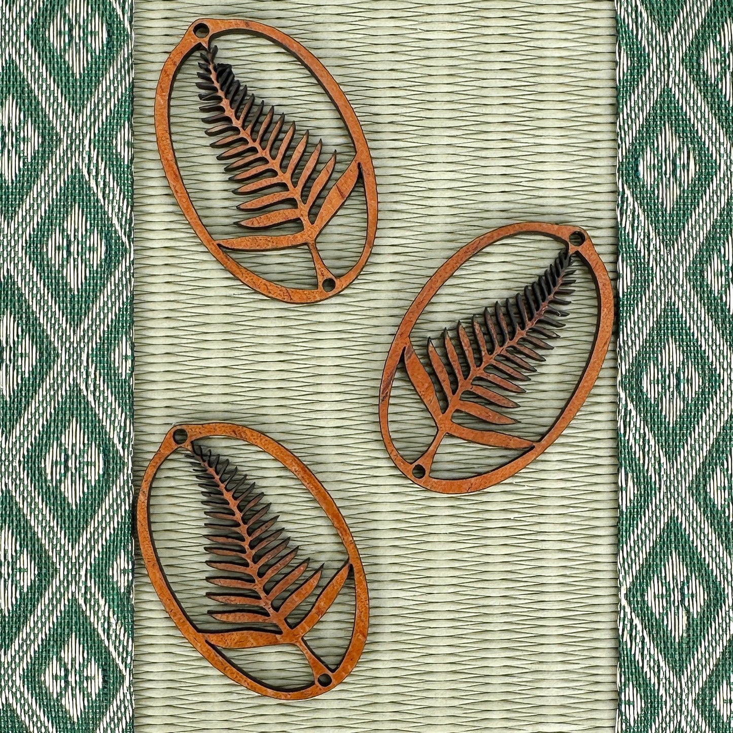 Koa Palapalai Fern Charm - 1 pc. (P3210)