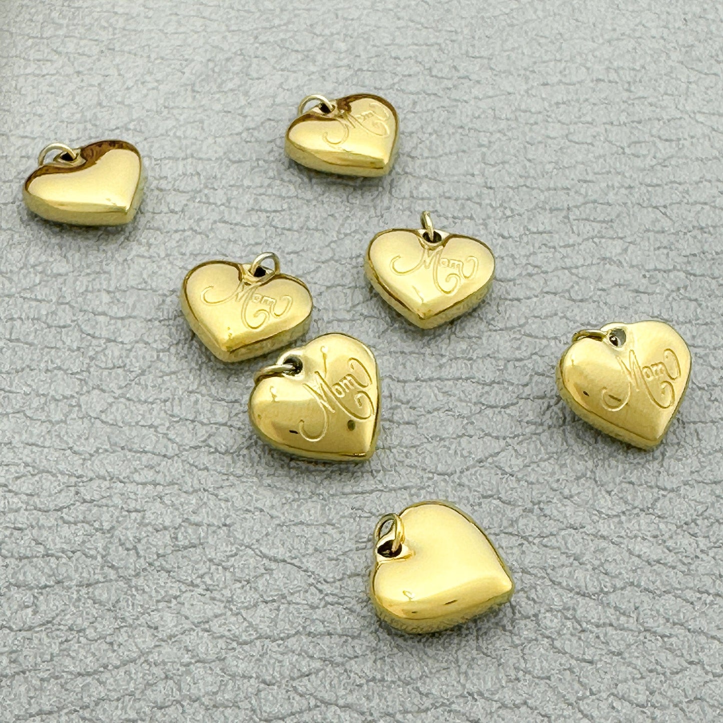 Mom's Day Heart 12x11mm Engraved "Mom" Gold Charm - 1 pc. (M1944)-The Bead Gallery Honolulu