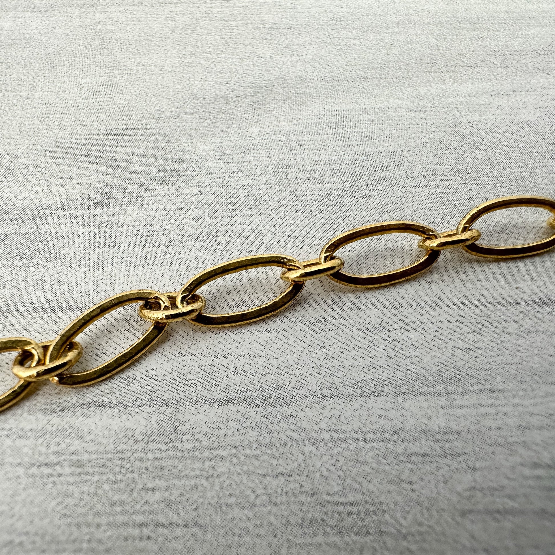Oval Link Large Antique Gold Plated Brass Chain - 6 inches (CB134)-The Bead Gallery Honolulu