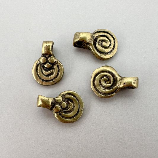 Small 7mm Rustic Brass Swirl Pendant  - 4 pcs. (M1859)