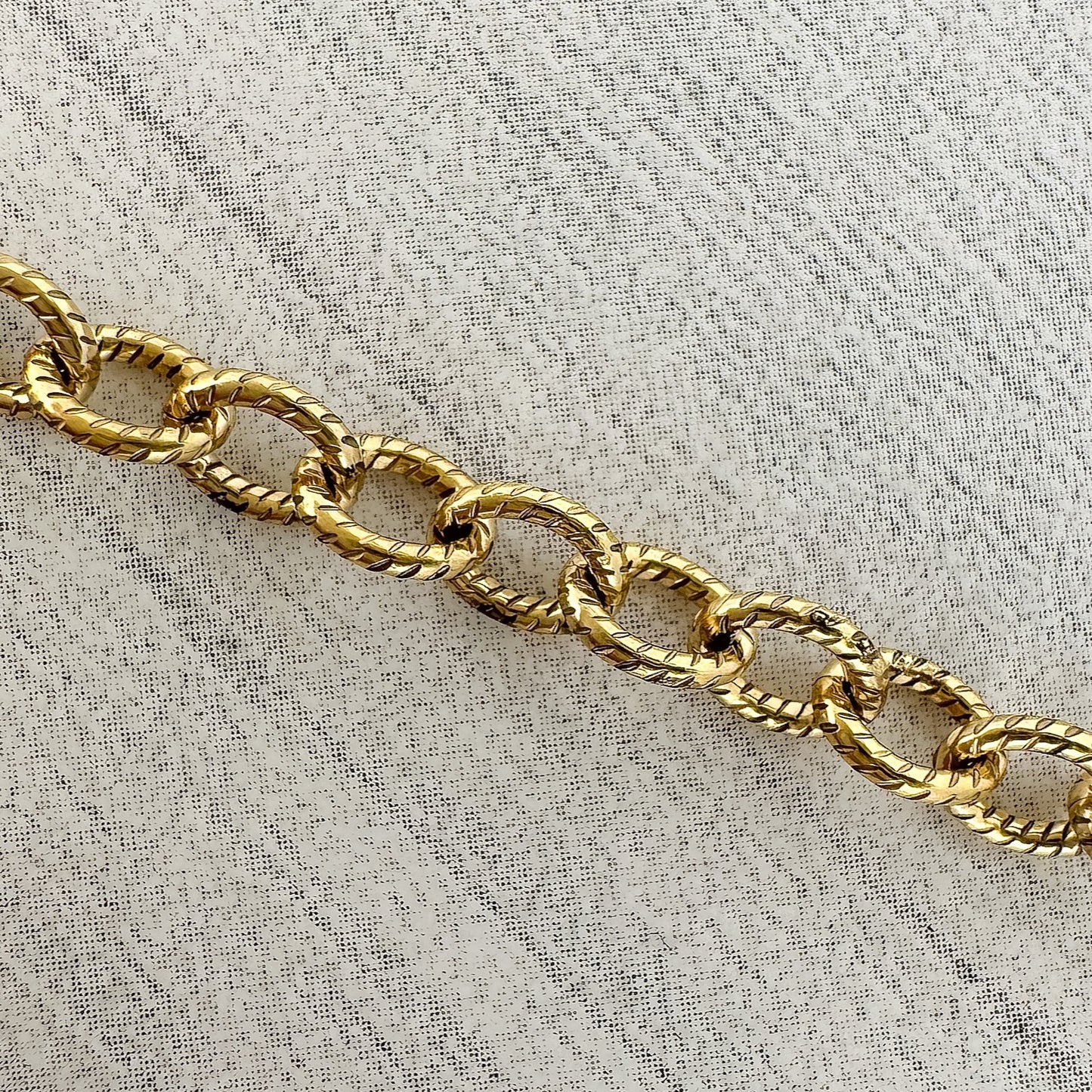 Textured Oval Antique Gold Plated Brass Chain - 6 inches (CB138)