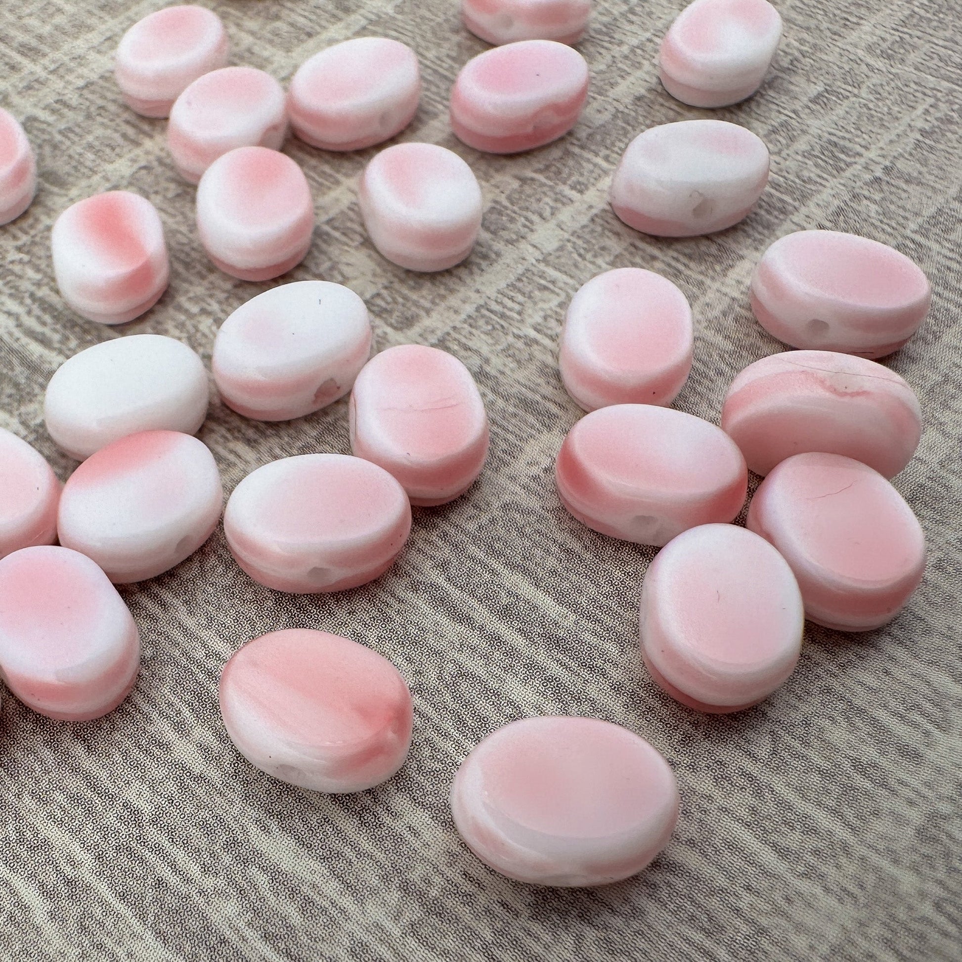 Vintage German 6x8mm Pink and White Flat Oval Glass Bead - 1 pc. (Z302)-The Bead Gallery Honolulu