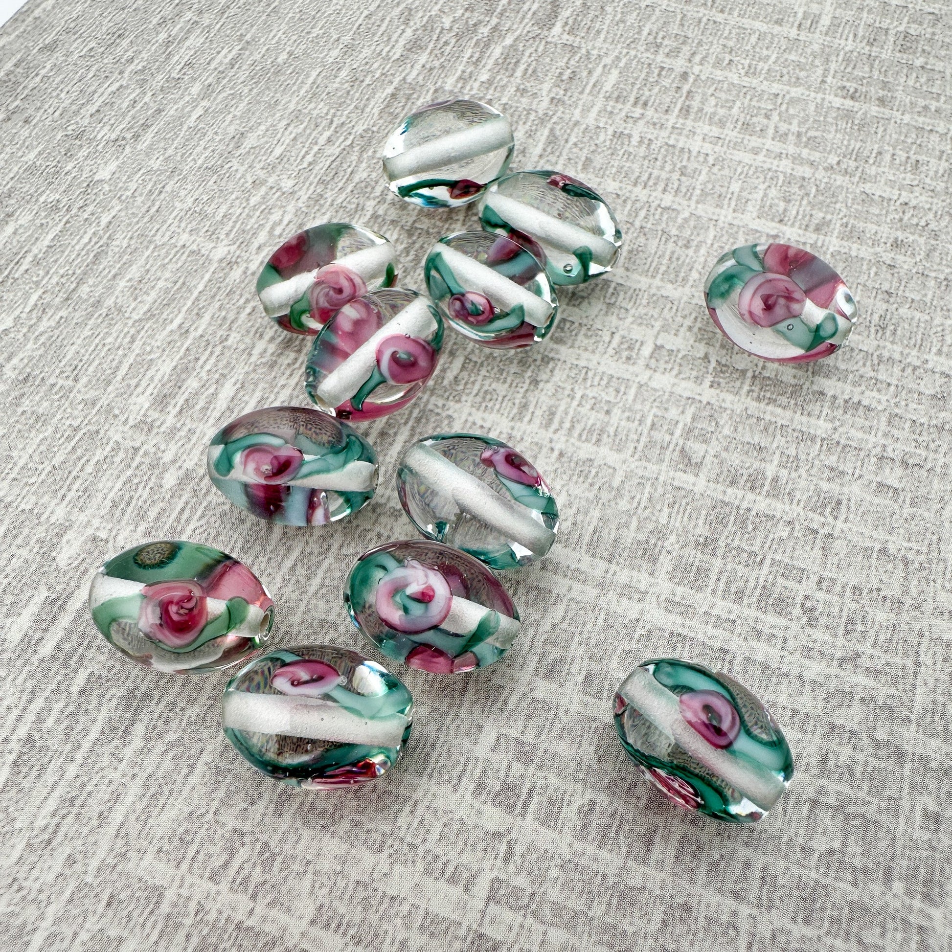 Vintage Handmade Czech Lampwork 8x12mm Clear with Flower Oval Glass Bead - 1 pc. (Z875)-The Bead Gallery Honolulu