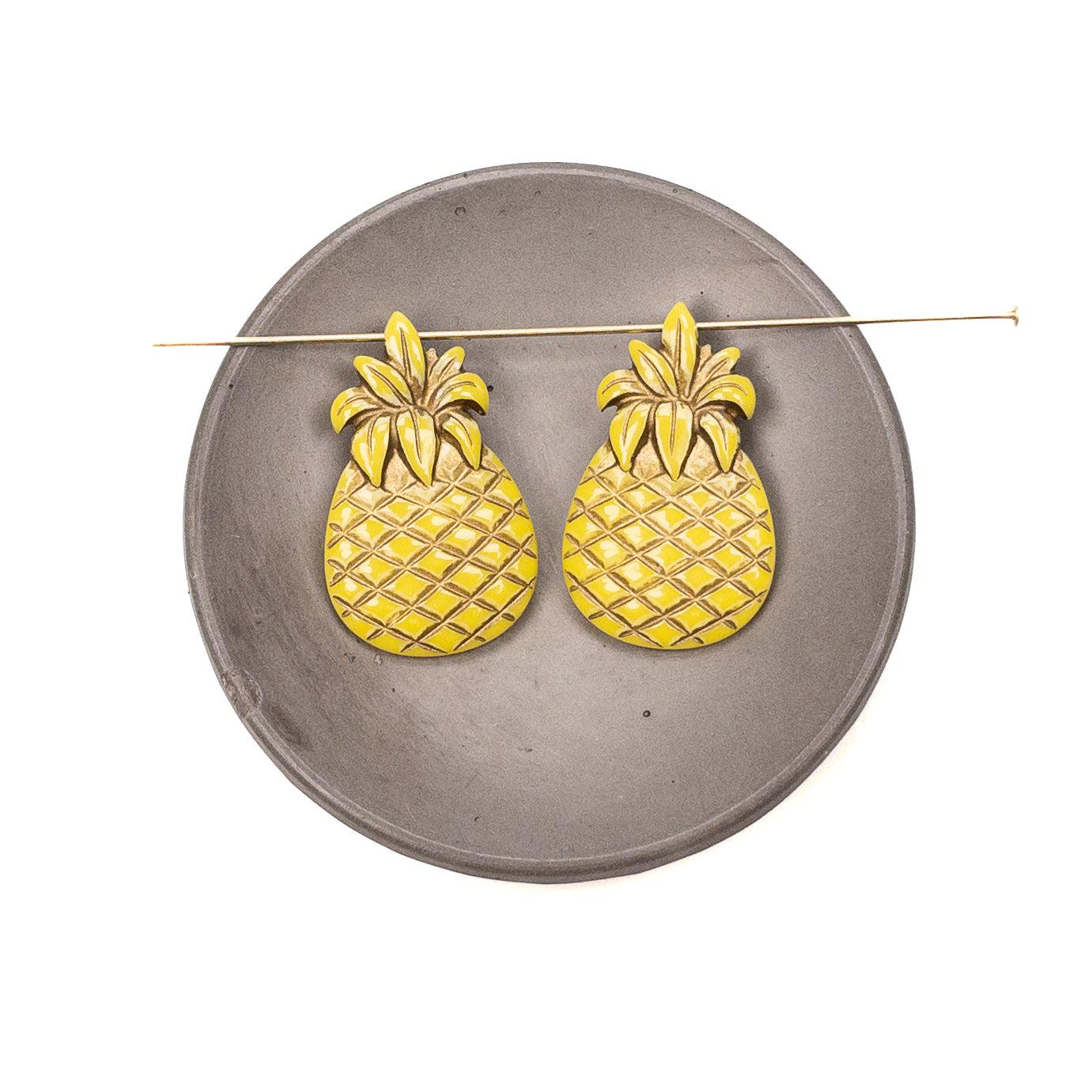 Resin Pineapple Beads With Gold Detail - 2 pc.