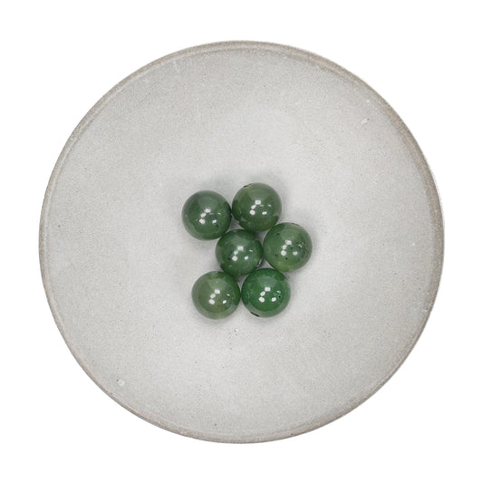 Cassiar Jade Medium Green 8mm Smooth Round Bead - 1 pc.