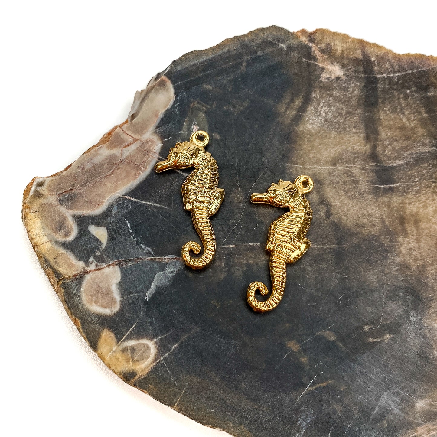 Seahorse Charm (24k Gold Plated) - 1 pc.